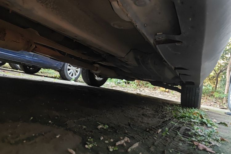 北京现代ix35 2012款 2.0L 自动两驱精英版GLS局部细节9004