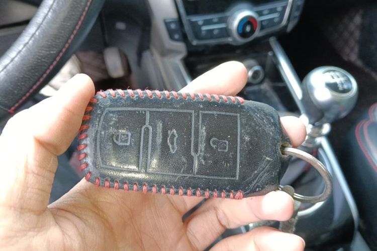 众泰 大迈X5 2015款 1.5T 手动尊贵型 国V中控内饰11