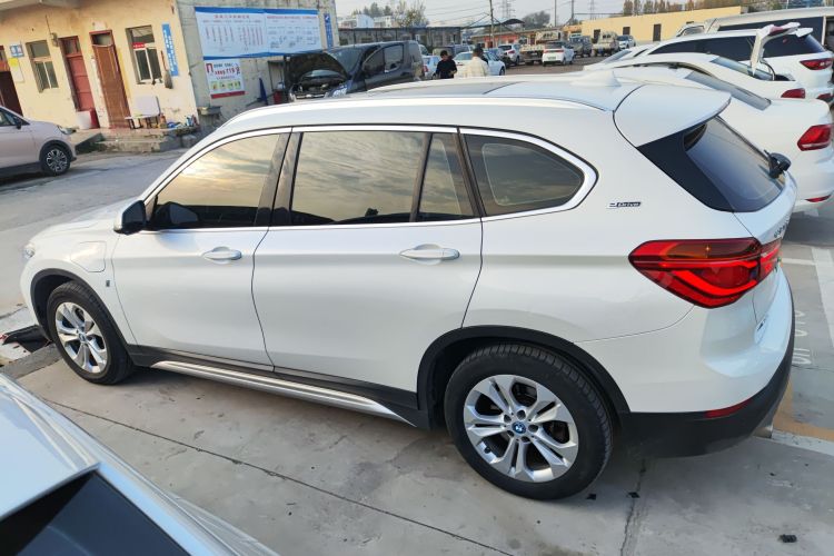 宝马X1新能源 2019款 xDrive25Le 里程升级版车身外观4