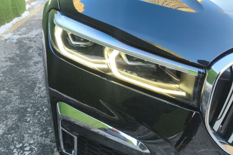 宝马7系 2019款 改款 730Li M运动套装车身外观8