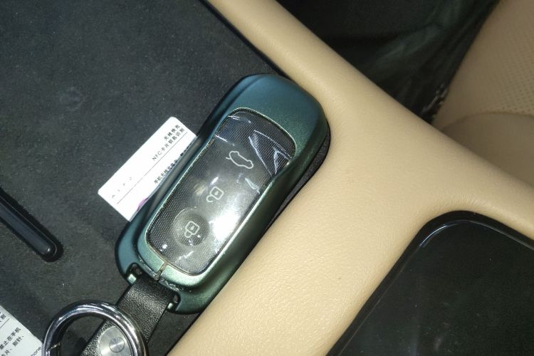 鸿蒙智行 问界M7 2022款 1.5T 四驱豪华版中控内饰11