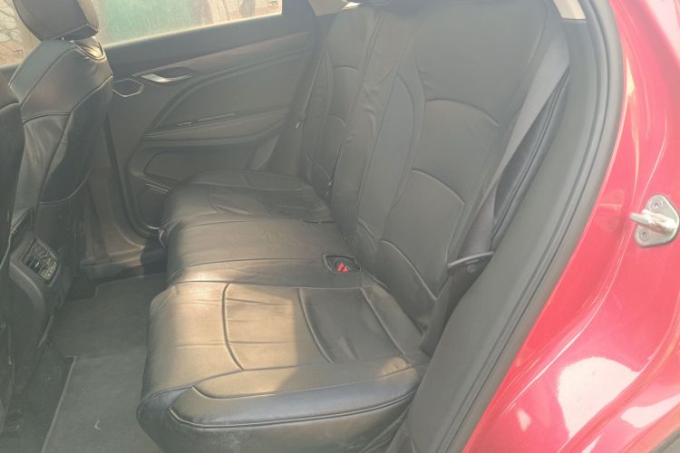 吉利汽车 星越 2019款 350T 耀星者中控内饰7004