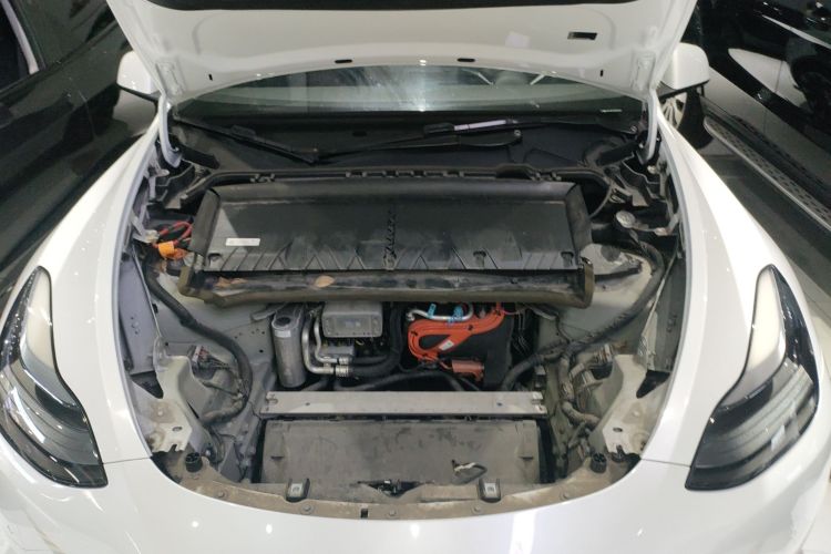 特斯拉 Model Y 2022款 后轮驱动版局部细节24