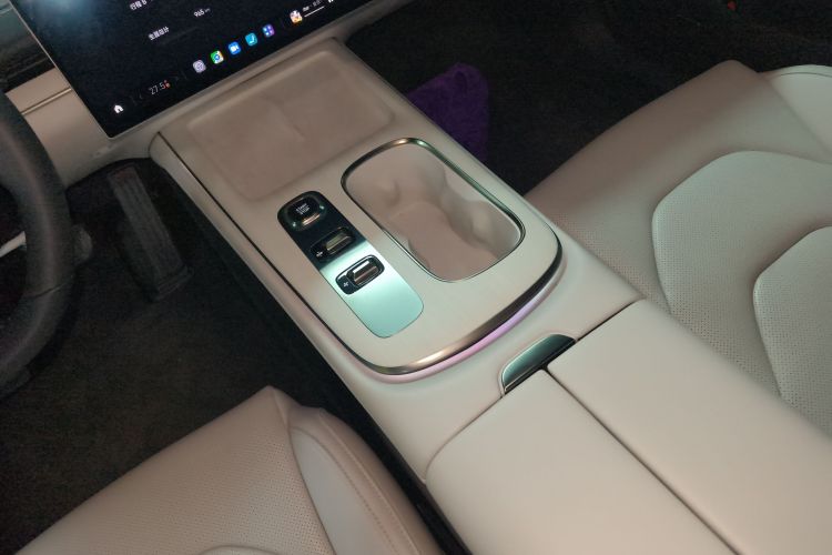 小米汽车 小米SU7 2024款 后驱超长续航高阶智驾Pro版局部细节18