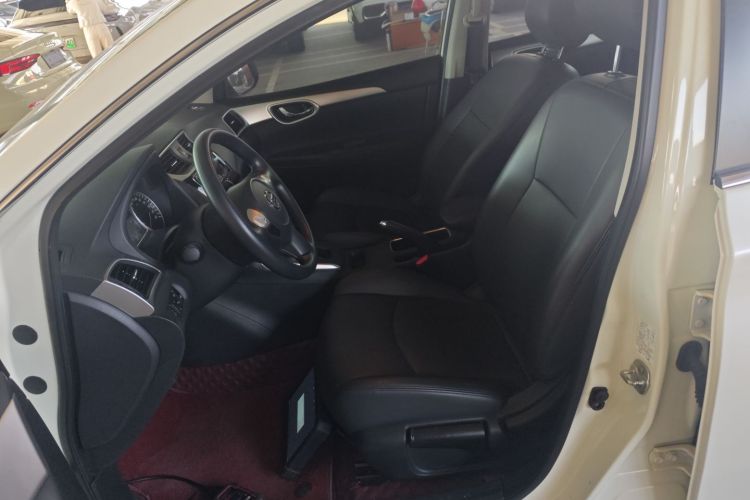 日产 轩逸 2022款 经典 1.6XE CVT舒适版中控内饰19