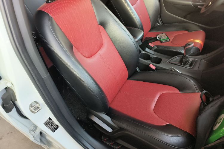 奇瑞 艾瑞泽5 2017款 SPORT 1.5T 手动豪华版局部细节41