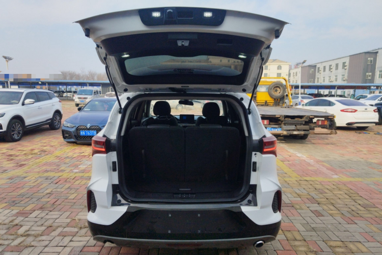 东南DX8S 2022款 1.5T DCT远航版 7座局部细节23