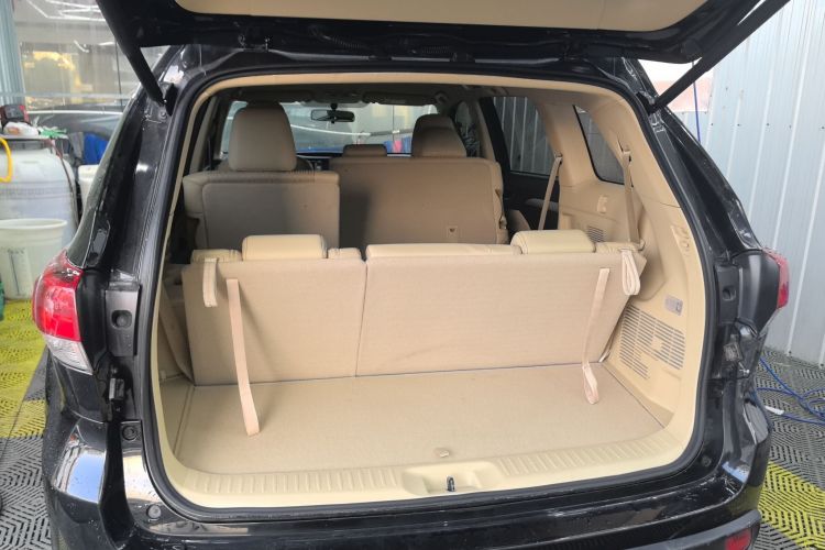 丰田 汉兰达 2018款 2.0T 四驱精英版 7座 国VI机舱底盘23