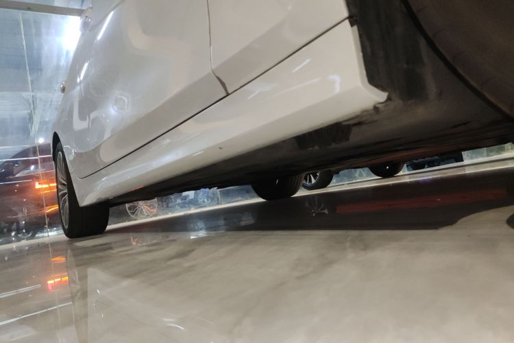 宝马3系 2021款 320i 运动套装局部细节9001