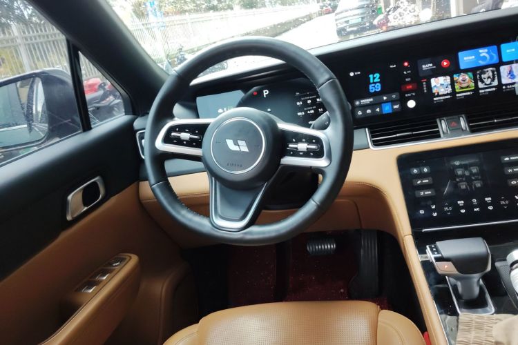 理想汽车 理想ONE 2021款 增程6座版中控内饰13