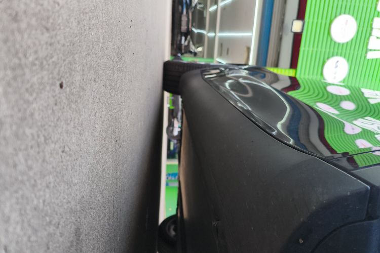 特斯拉 Model Y 2022款 改款 后轮驱动版局部细节9001