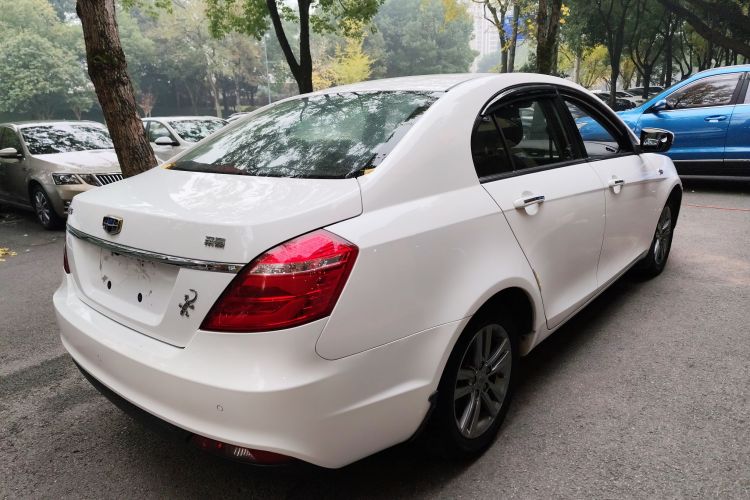 吉利汽车 帝豪 2017款 三厢百万款 1.5L 手动向上版车身外观7