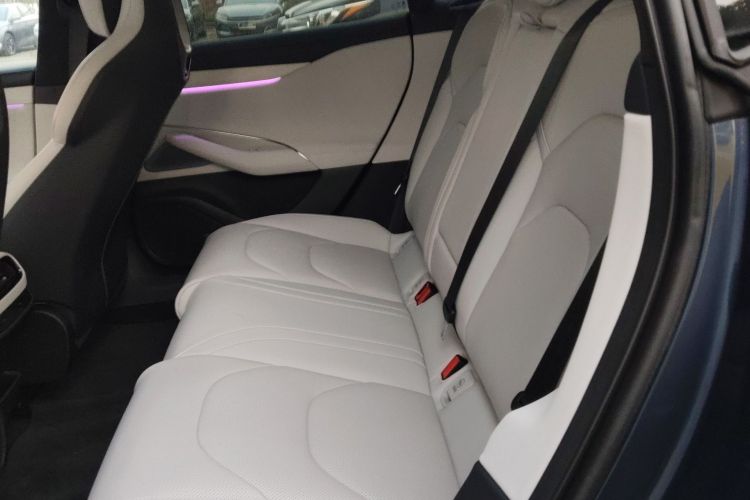 小米汽车 小米SU7 2024款 四驱超长续航高阶智驾Max版中控内饰7004