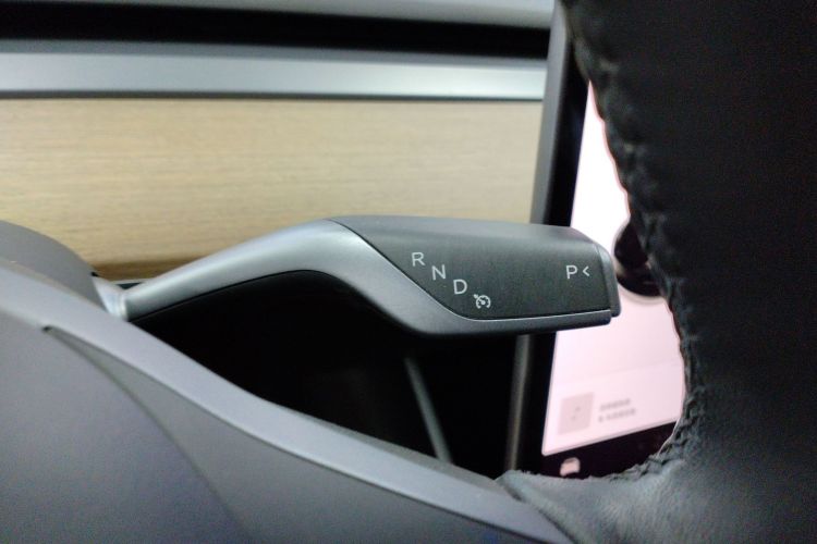 特斯拉 Model 3 2019款 标准续航后驱升级版中控内饰18