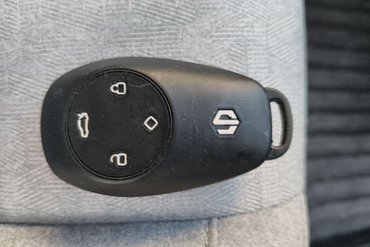 零跑汽车 零跑T03 2022款 炫晶版中控内饰7001