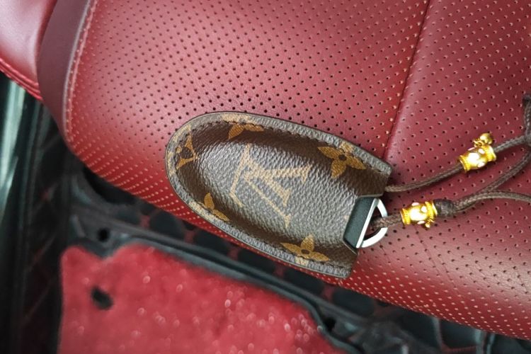 英菲尼迪Q60 2019款 S 2.0T 豪华运动版中控内饰11