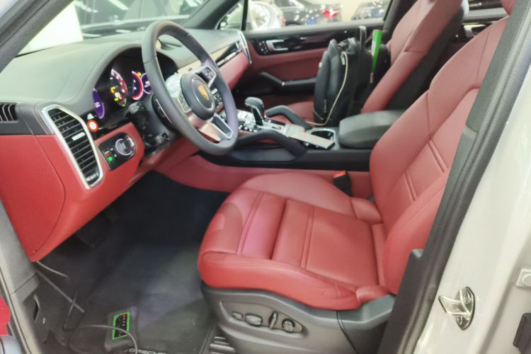 保时捷 Cayenne新能源 2023款 Cayenne E-Hybrid 2.0T局部细节19