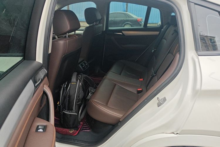 宝马X4 2016款 xDrive20i M运动型中控内饰21
