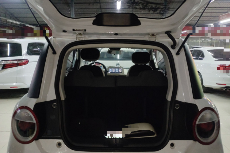 长安启源 长安Lumin 2022款 155km 清甜款机舱底盘23