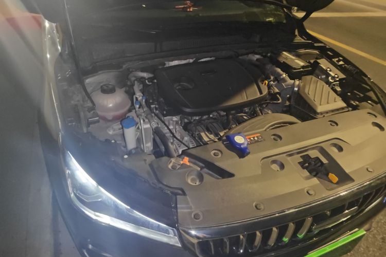 吉利汽车 帝豪 2025款 第4代 1.5L 手动龙腾版局部细节9006