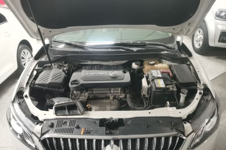 别克 英朗 2017款 15N 自动精英型机舱底盘24