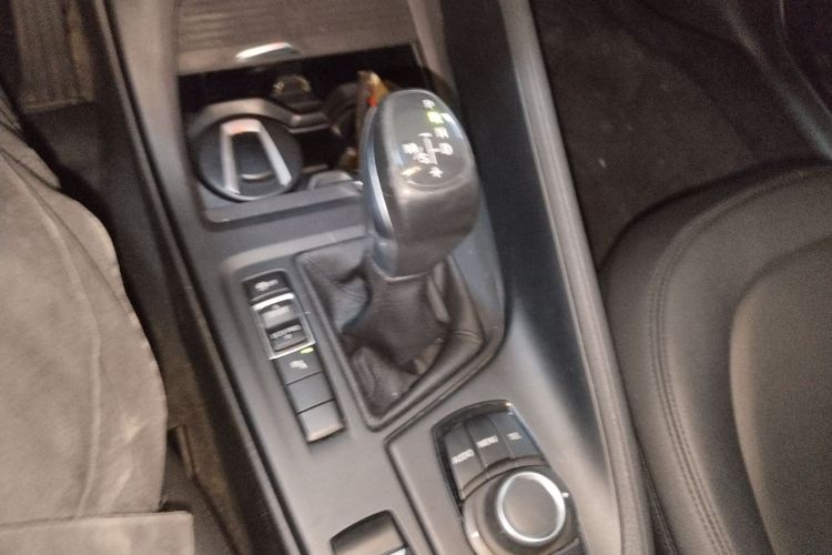 宝马X1 2016款 sDrive18Li 尊享型中控内饰18