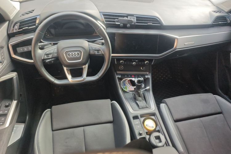 奥迪Q3 2022款 35 TFSI 时尚动感型中控内饰12