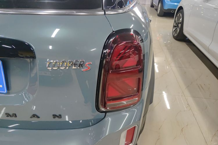 MINI Countryman 2021款 2.0T COOPER S ALL4车身外观9