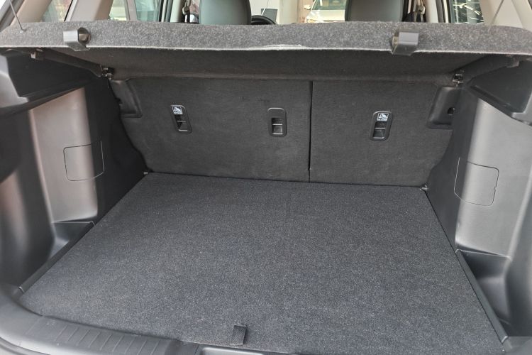 铃木 维特拉 2016款 1.4T 自动四驱旗舰型机舱底盘23