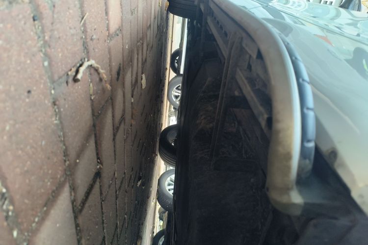 丰田 汉兰达 2022款 380T 四驱尊贵版 7座局部细节9002