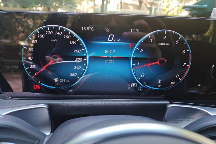 奔驰GLB 2021款 GLB 200 时尚型局部细节14