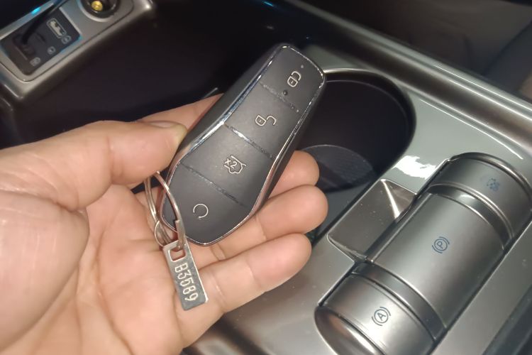 比亚迪 海豚 2023款 420km 自由版中控内饰11