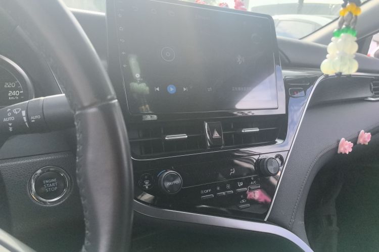 丰田 凯美瑞 2021款 2.0G 豪华版中控内饰16