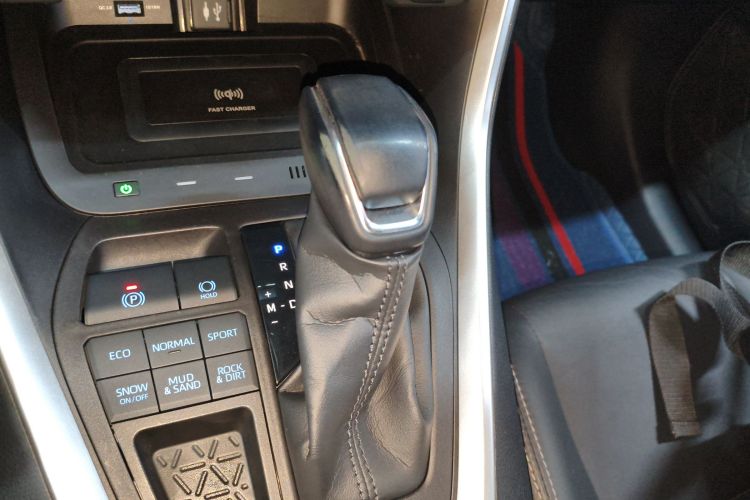 丰田 威兰达 2021款 2.0L CVT四驱豪华版中控内饰18