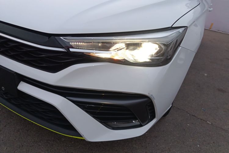 荣威i5 2021款 1.5L CVT黑金版局部细节36