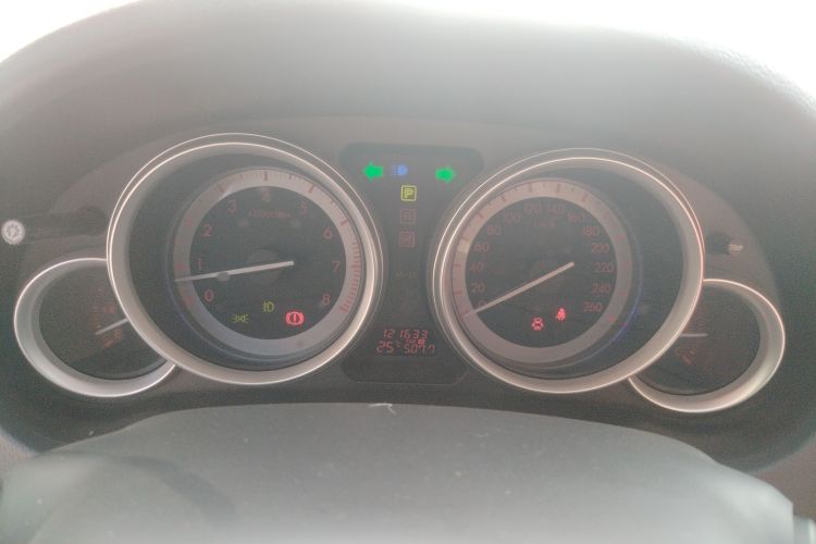 马自达 睿翼 2012款 2.0L 自动精英版中控内饰14