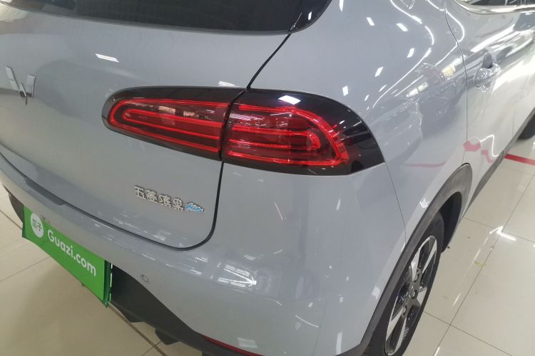 五菱汽车 五菱缤果PLUS 2024款 510km 旗舰版 四座版车身外观9