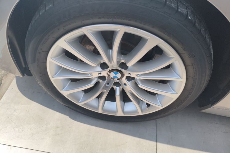 宝马5系 2017款 525Li 豪华设计套装车身外观6004