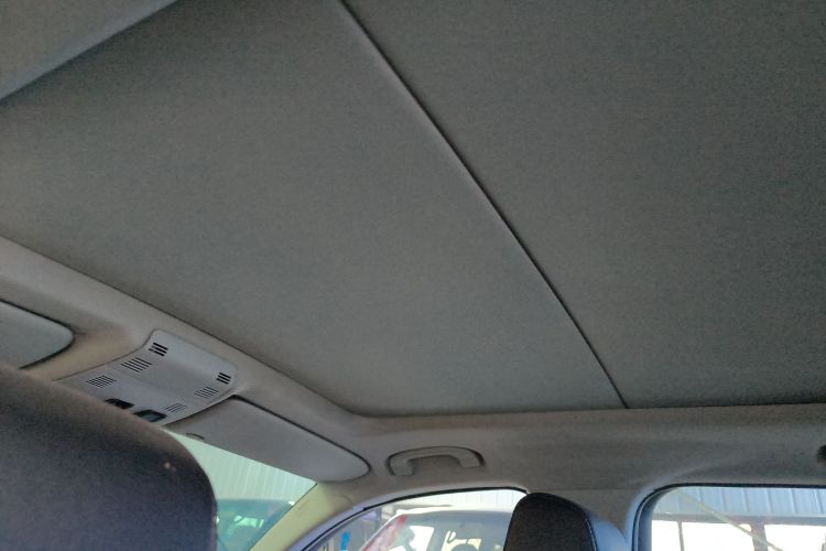 宝马X1 2014款 sDrive18i 时尚型局部细节22