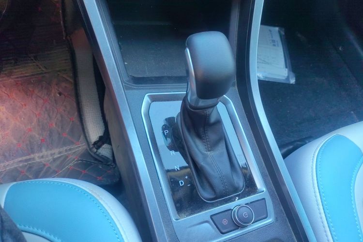 奇瑞 瑞虎3X 2022款 钻石版 1.5L CVT精英版中控内饰18