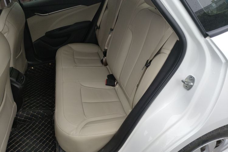 别克 英朗 2018款 15T 双离合精英型 国V中控内饰21