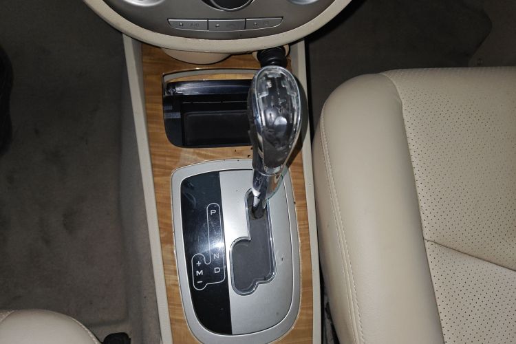 别克 凯越 2015款 1.5L 自动经典型局部细节18