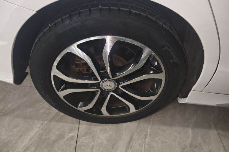 奔驰C级 2015款 改款 C 200 L 运动型车身外观6008