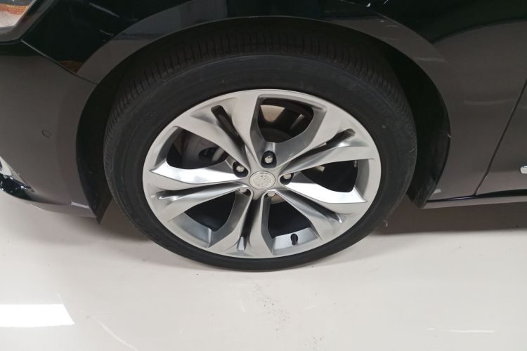 别克 君越 2022款 Avenir艾维亚 先享型车身外观6007