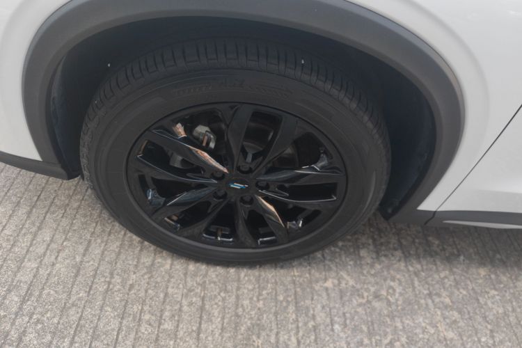 长安欧尚X5 PLUS 2023款 改款 1.5T DCT卓越型车身外观6007