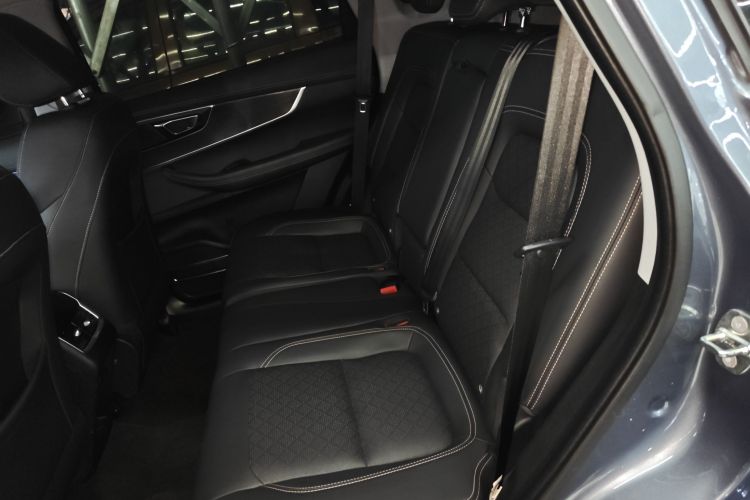 奇瑞 瑞虎8 2019款 1.6TGDI 自动精英型中控内饰21