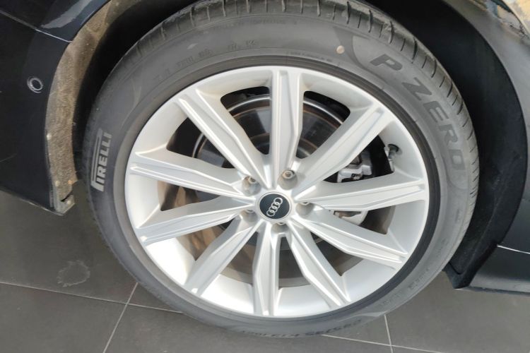 奥迪A6L 2024款 45 TFSI 臻选动感型车身外观6008