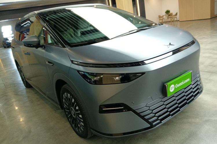 小鹏X9 2025款 星舰版车身外观6002