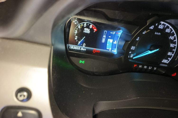 福特 撼路者 2017款 2.0T 汽油自动四驱豪华版 5座中控内饰15