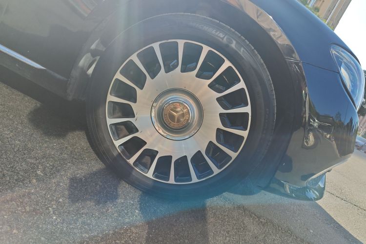 奔驰E级 2017款 E 300 L 豪华型车身外观6007